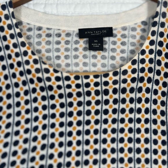 Ann Taylor Factory Blue and Gold Dot, Lightweight Sweater.Size XS.Career.Casual. - Picture 6 of 8